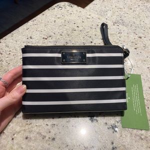 Kate spade black and white wristlet